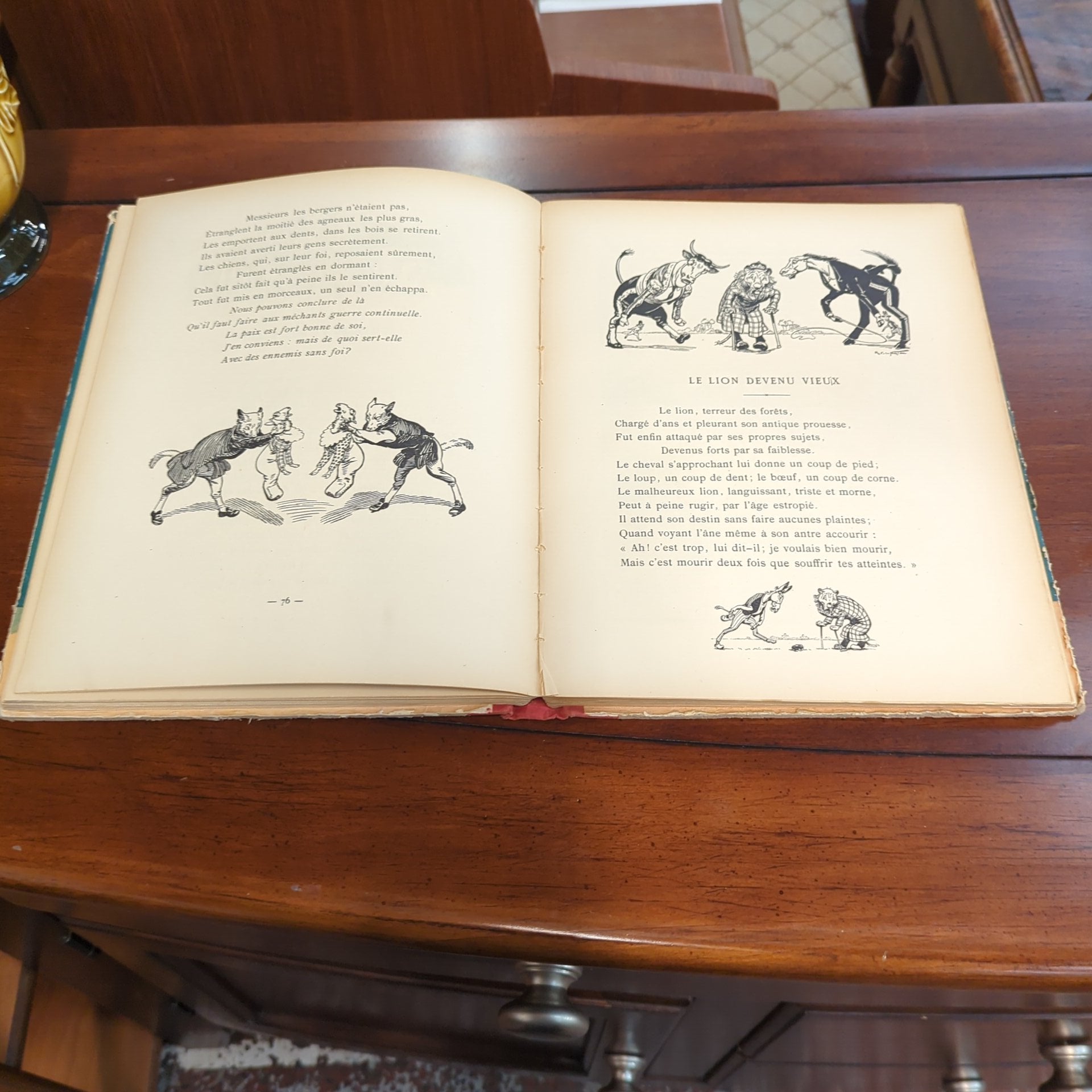 BOOK Fables De La Fontaine